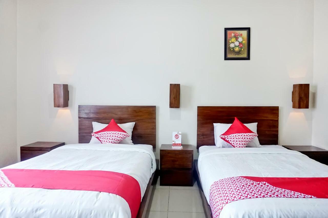Oyo 627 Tirta Kencana Syariah Hotel Pekanbaru Luaran gambar